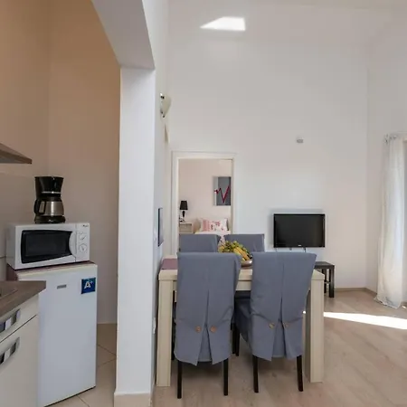 Jana Apartment